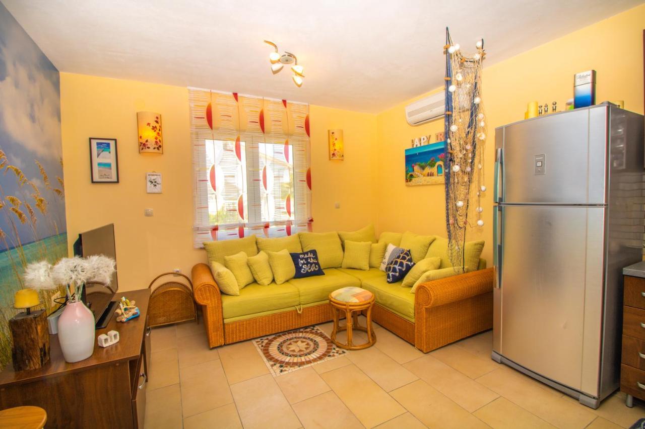 Apartments Ema & Mislav With Terrace บัชกา ภายนอก รูปภาพ